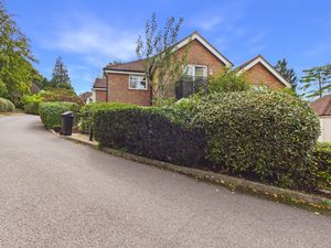 REAR ASPECT- click for photo gallery